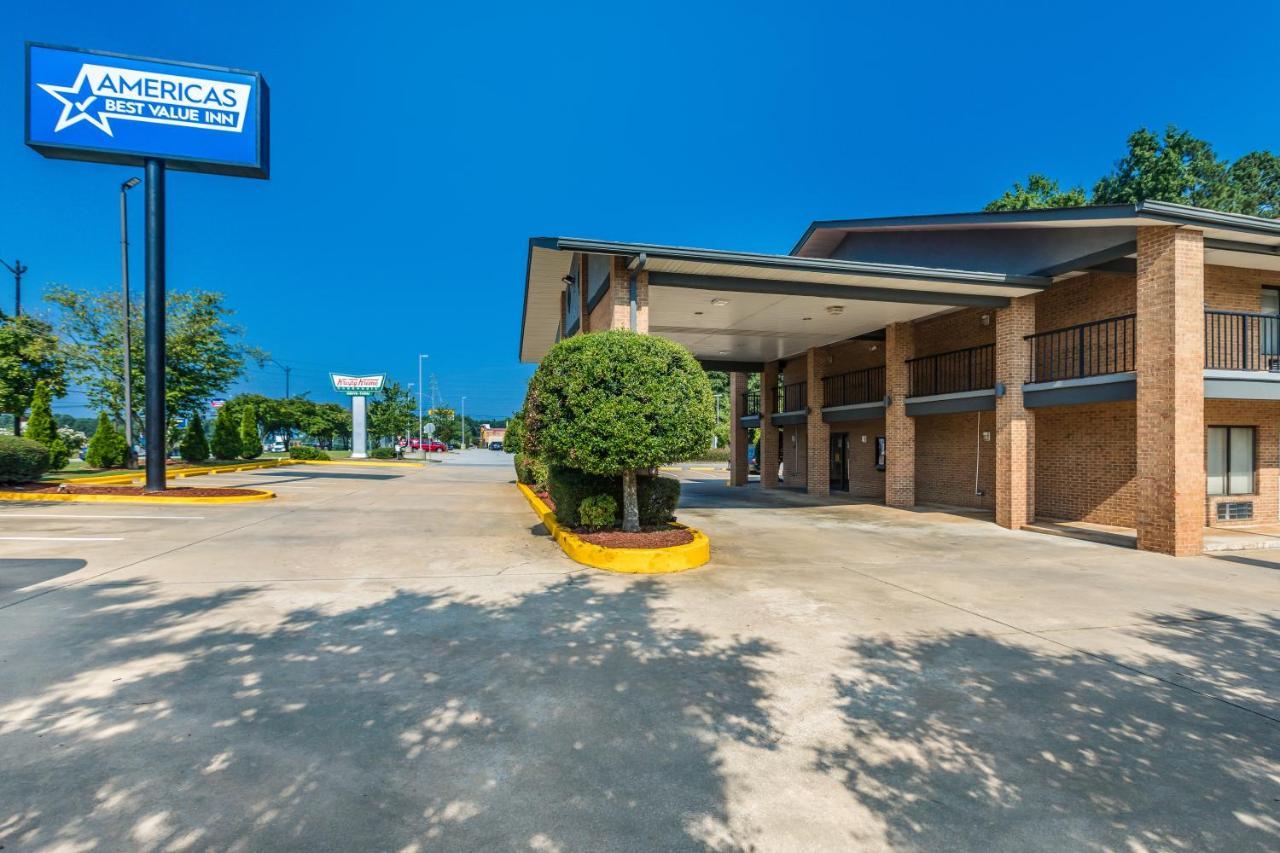 Americas Best Value Inn Stockbridge Kültér fotó
