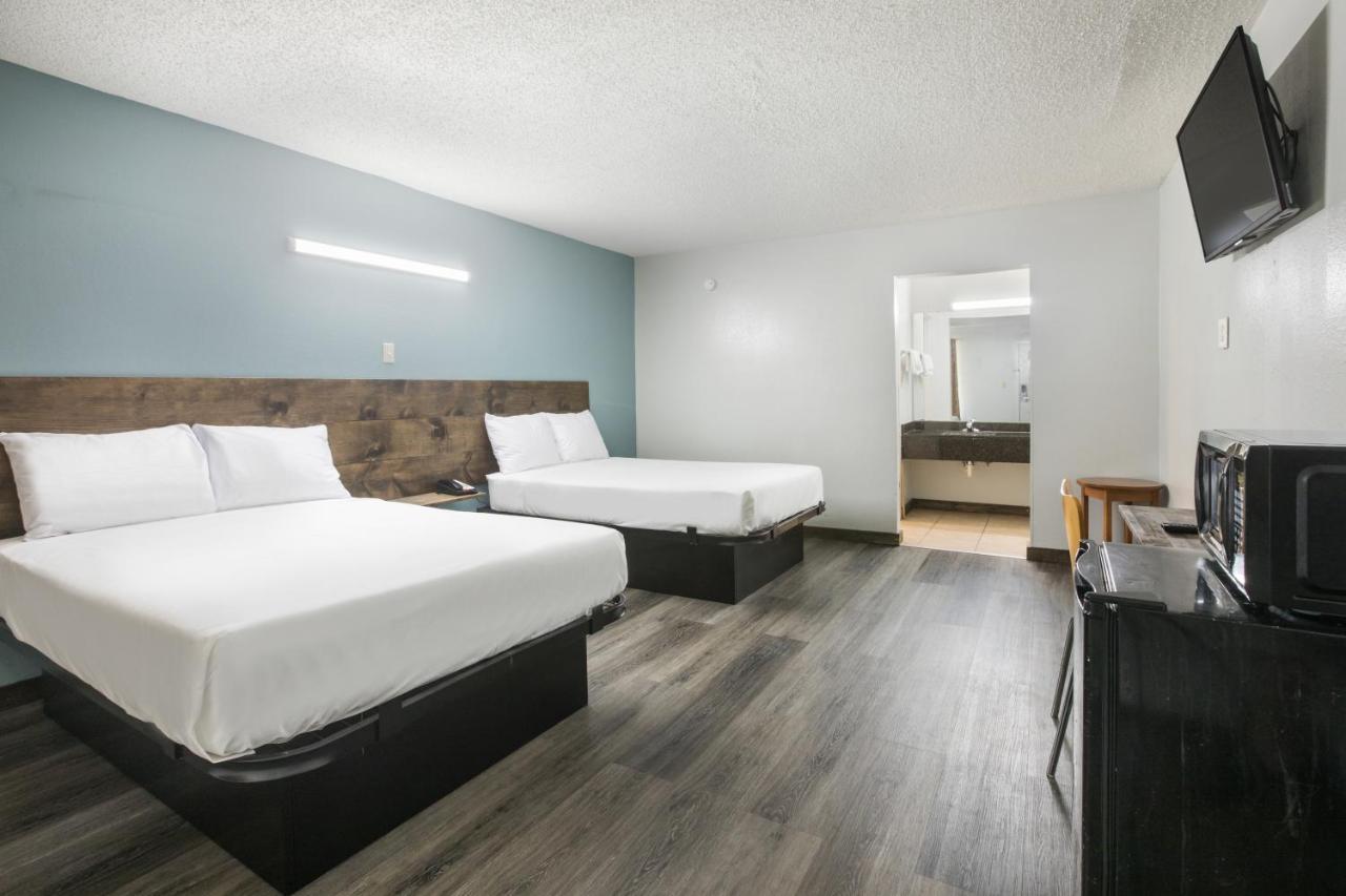 Americas Best Value Inn Stockbridge Szoba fotó