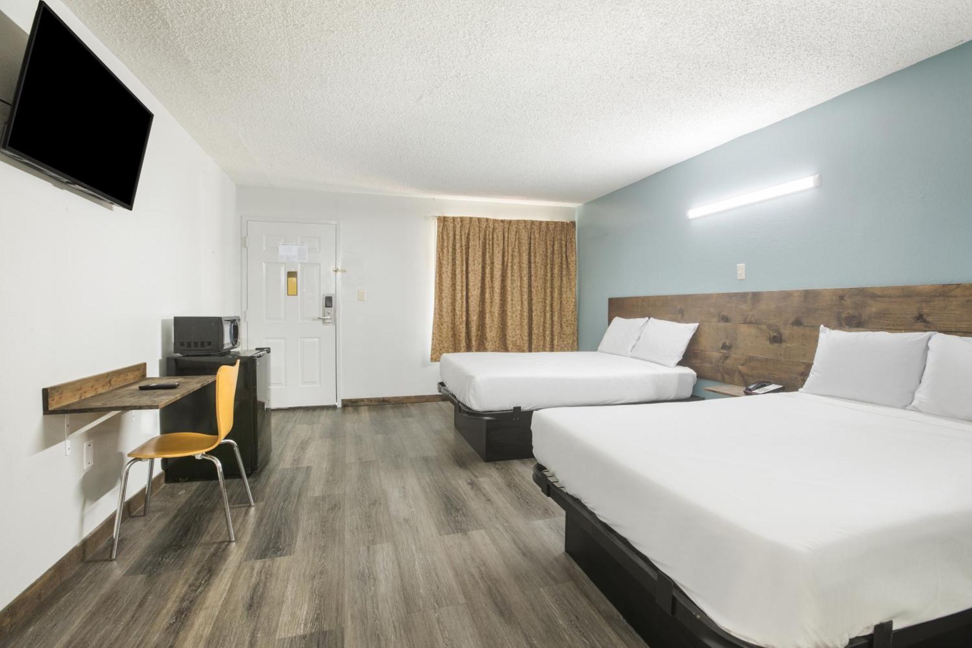 Americas Best Value Inn Stockbridge Szoba fotó