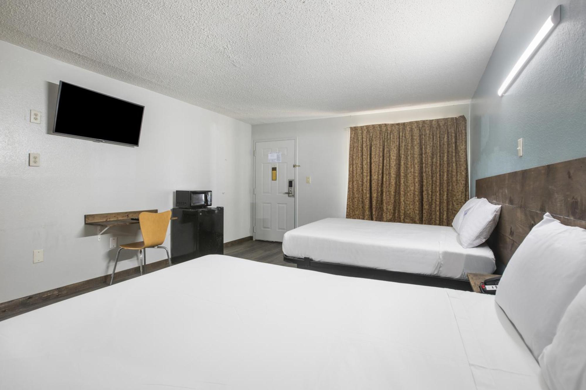 Americas Best Value Inn Stockbridge Szoba fotó