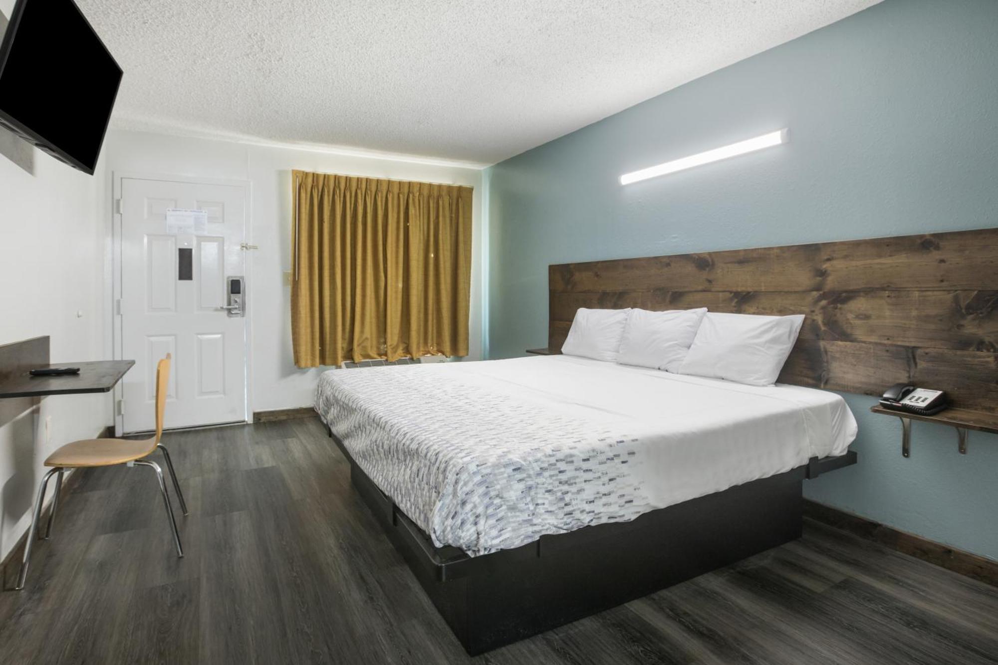 Americas Best Value Inn Stockbridge Szoba fotó