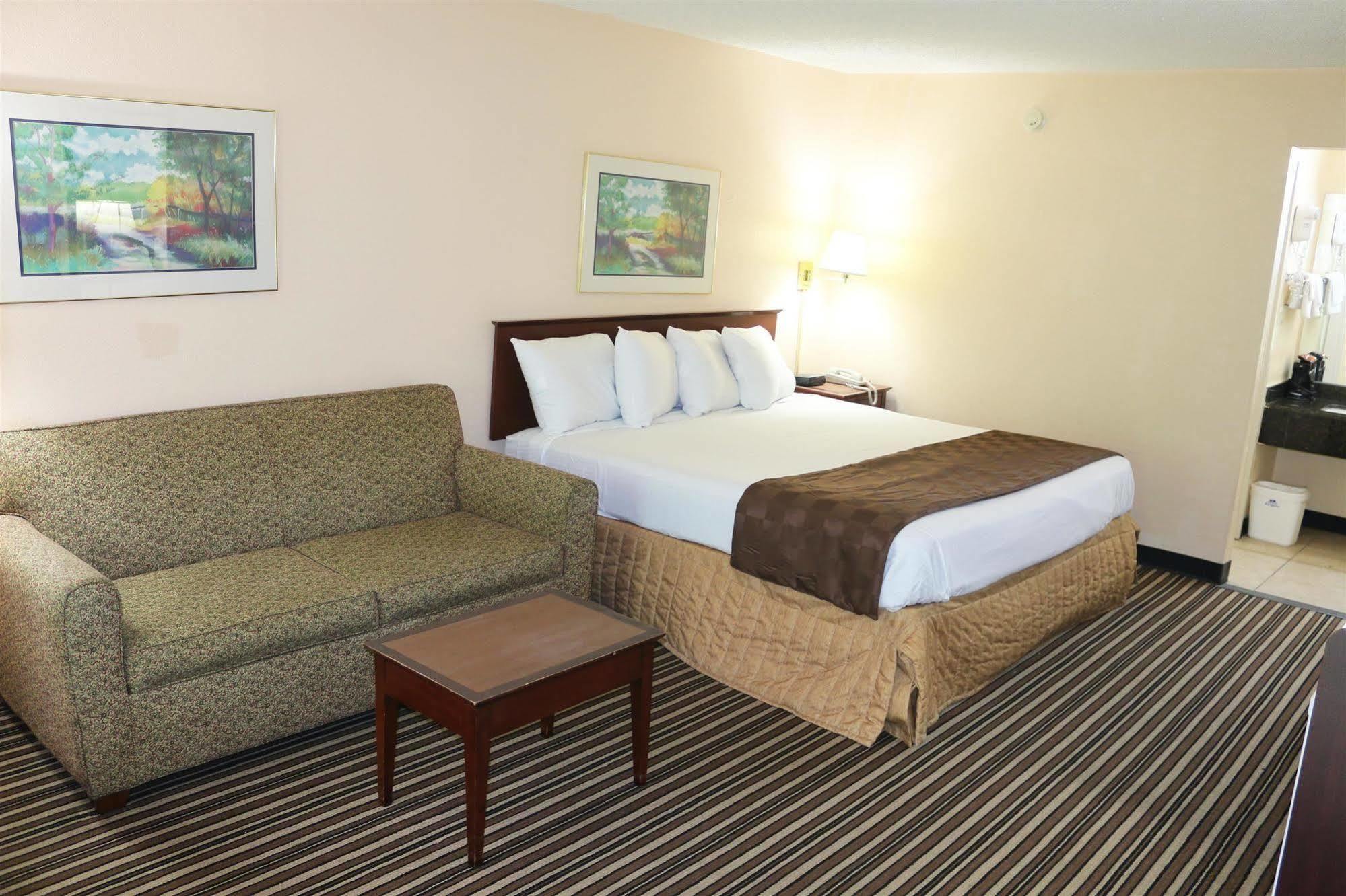 Americas Best Value Inn Stockbridge Kültér fotó